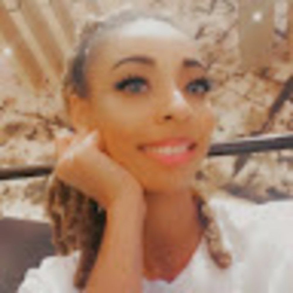 Meet your Posher, Celeste